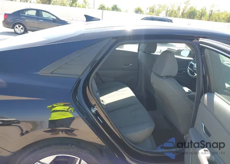 2023 Hyundai Elantra Sel from USA, damaged, VIN KMHLS4AG5PU433869